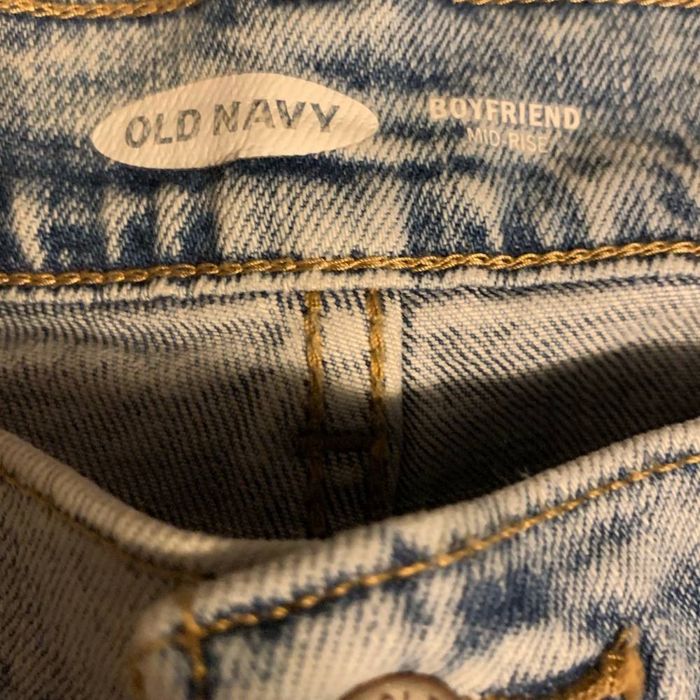 Old Navy Boyfriend Jeans - Picture 7 of 9